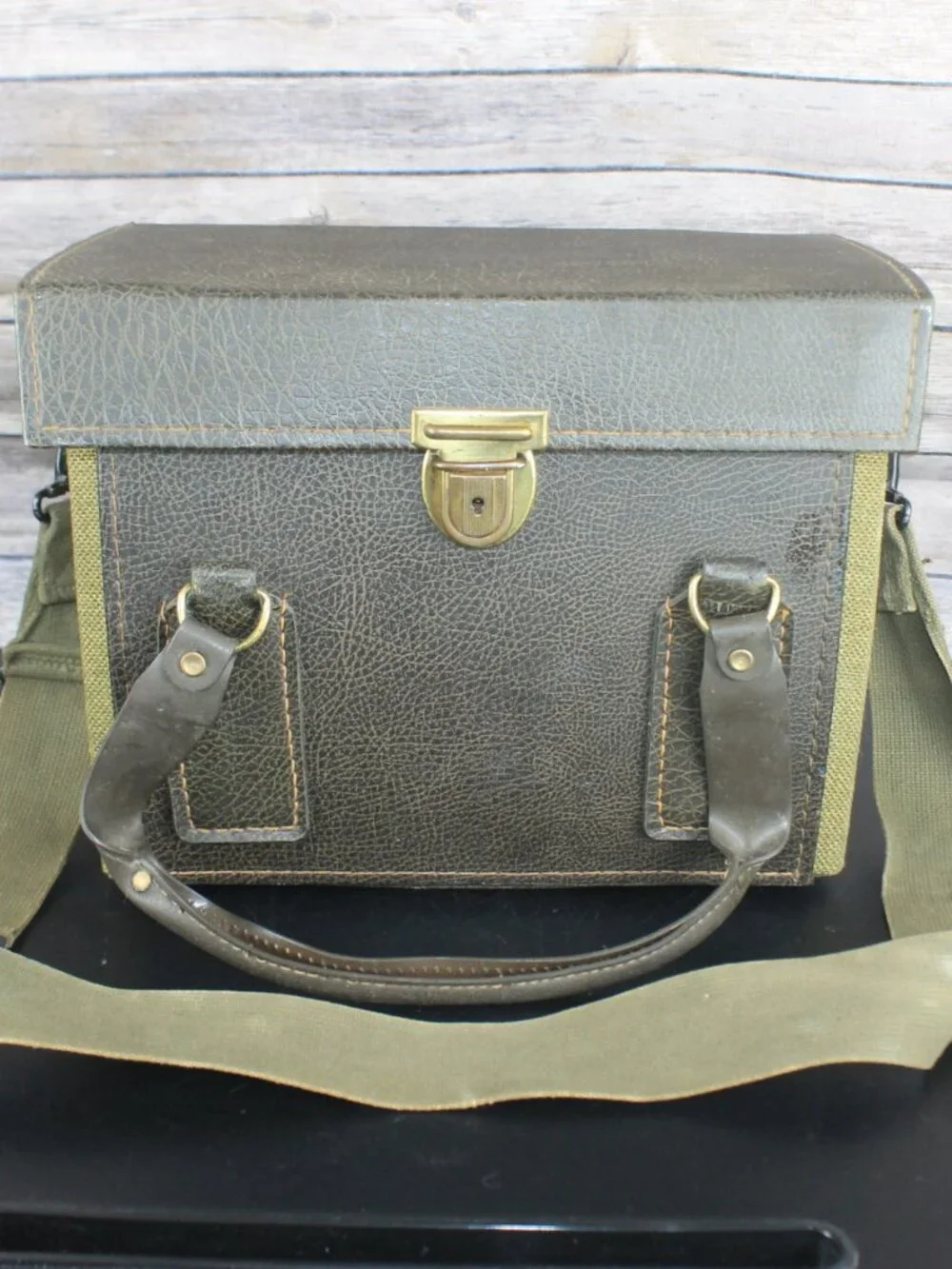 Vintage Style Hard Camera Case Olive Green Canvas Leather Shoulder Carry Suede